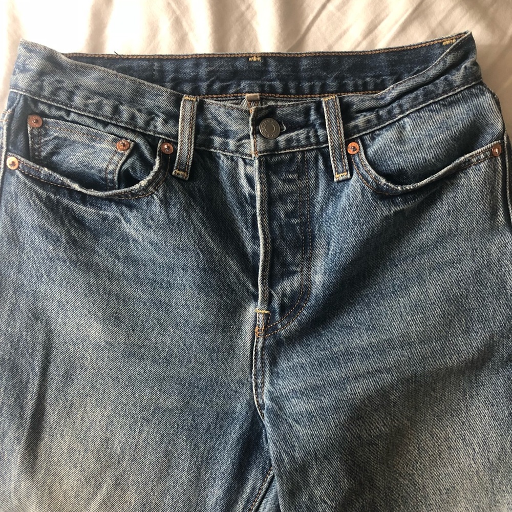 Levi High-Rise Wedgie Jeans